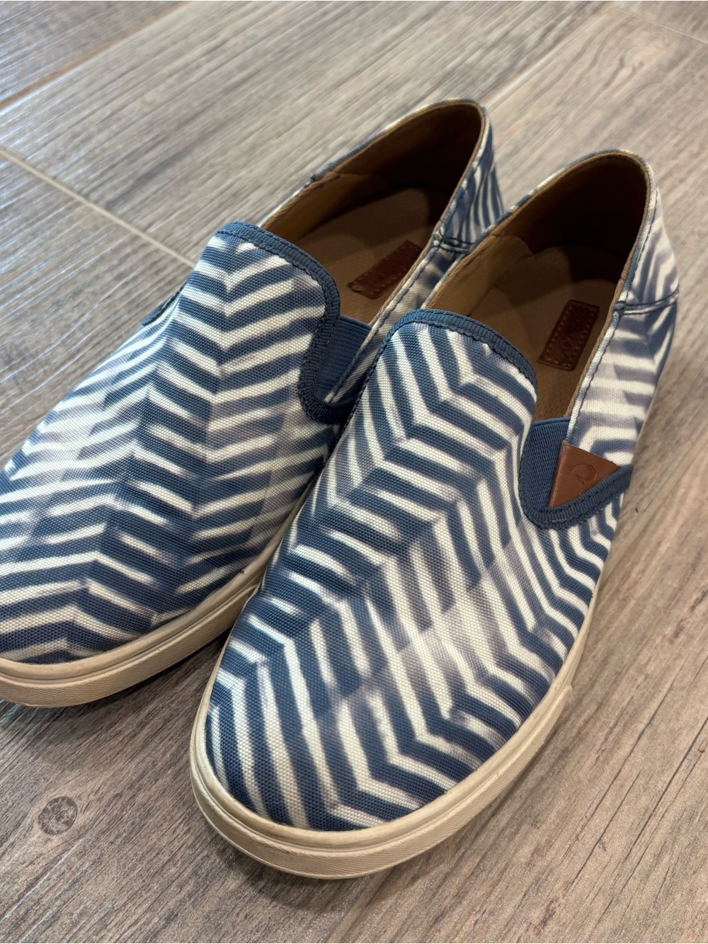 OLUKAI Women's Pehuea Pa'i Slip-On Sneaker Women’s Size 7 - Picture 4 of 7